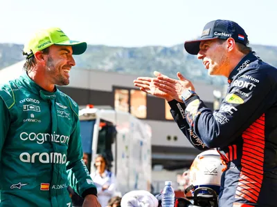 Verstappen revela conversas com Alonso para disputar as 24 Horas de Le Mans
