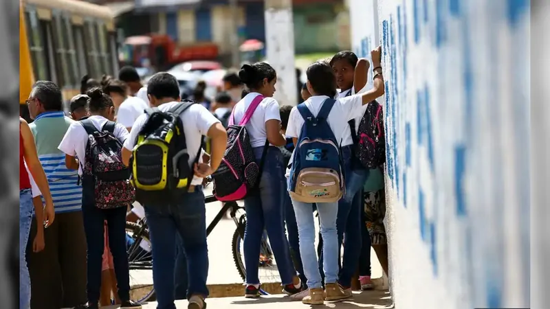 Matrícula 2024: começa hoje inscrição para estudantes de fora da rede estadual