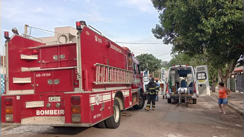 Duas pessoas ficam feridas durante incêndio em casa de Valinhos