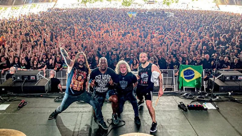 Sepultura anuncia fim da banda: “Uma morte planejada e consciente”