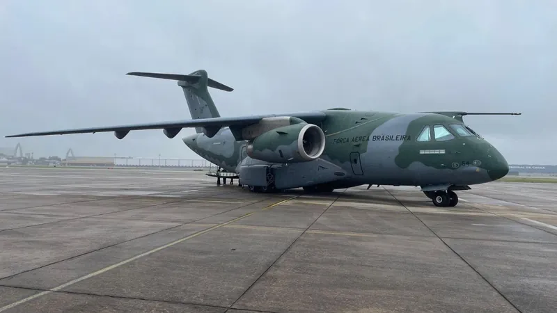 Sétimo voo da FAB decola do Líbano rumo ao Brasil com 82 repatriados