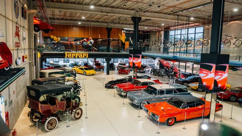 Dream Car Museum é o maior complexo com veículos antigos do Brasil