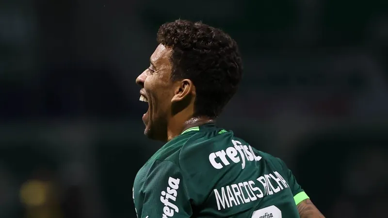 Palmeiras renova por mais uma temporada com Marcos Rocha