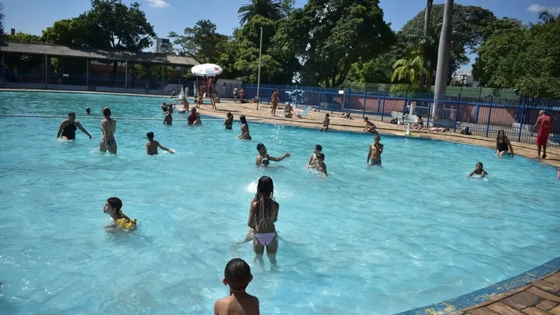 Veja mais de 60 piscinas públicas em São Paulo para se refrescar no calor