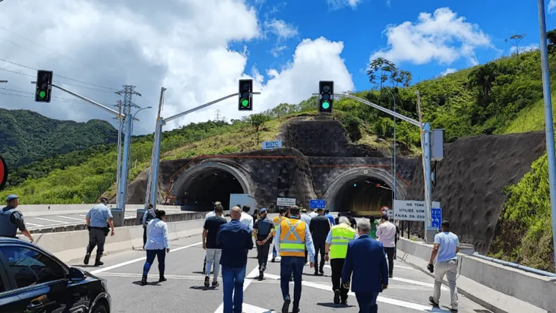 Contorno da rodovia dos Tamoios sentido Ubatuba é liberado