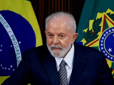 Lula critica interrupção de programas sociais em governos anteriores