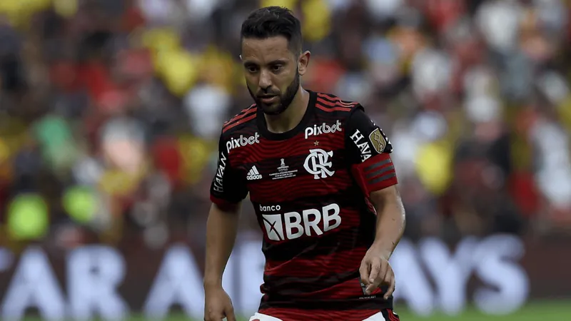 Cruzeiro formaliza proposta para repatriar Everton Ribeiro, do Flamengo