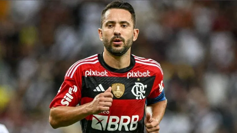 A caminho do Bahia, Éverton Ribeiro se despede do Flamengo: "Amo vocês"