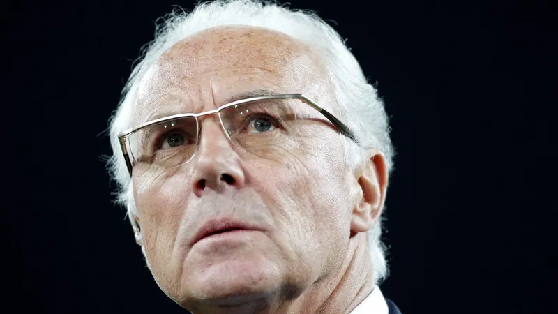 Morre aos 78 anos Franz Beckenbauer, lenda do futebol mundial