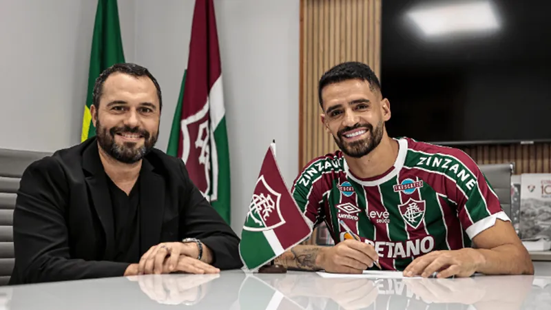 Renato Augusto já treina com a equipe no CT Carlos Castilho