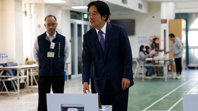 Candidato pró-independência da China ganha eleição presidencial em Taiwan