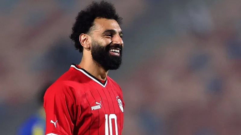 Salah pode trocar o Liverpool pelo PSG no fim da temporada 2024/2025