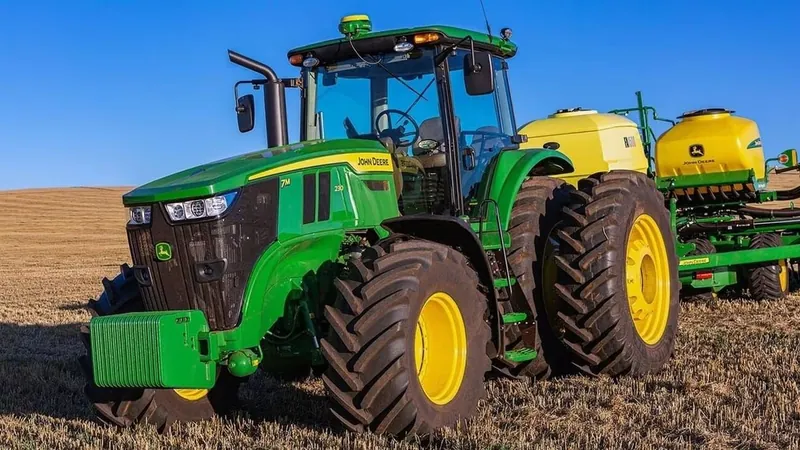 Elon Musk na lavoura? John Deere anuncia parceria com a SpaceX