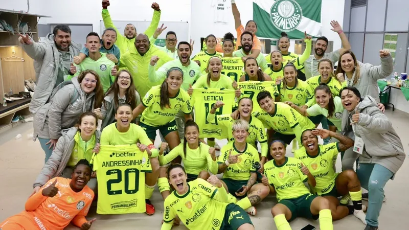 Palmeiras anuncia maior patrocinador máster do futebol feminino; veja valores