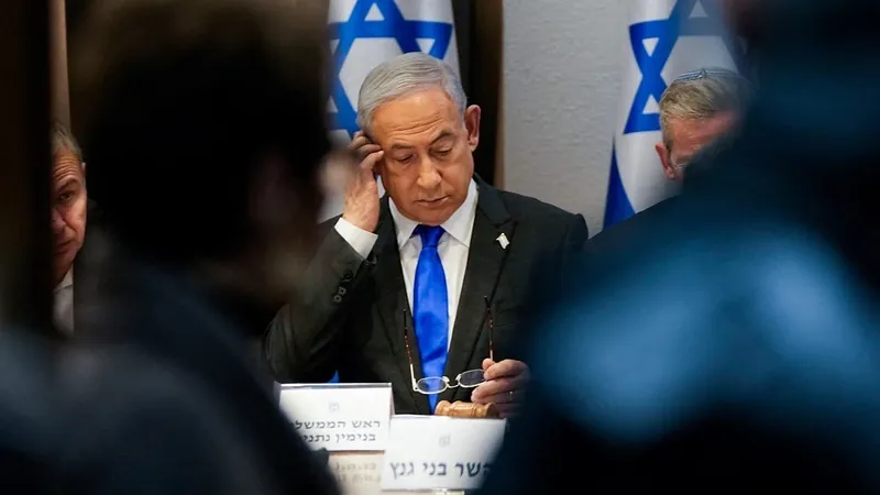 Netanyahu confirma que Israel matou 7 inocentes e reage: "acontece em guerras"