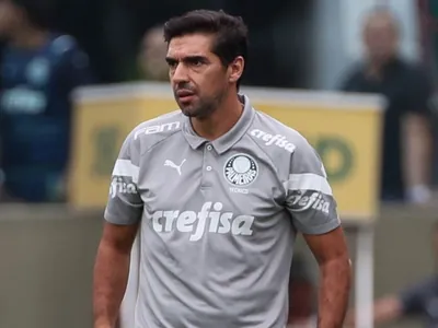 Palmeiras pega Portuguesa e pode assumir liderança geral do Paulista; ouça na RB