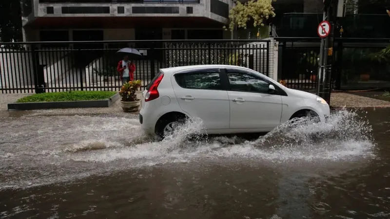 Especialistas orientam como se prevenir de acidentes e descargas elétricas