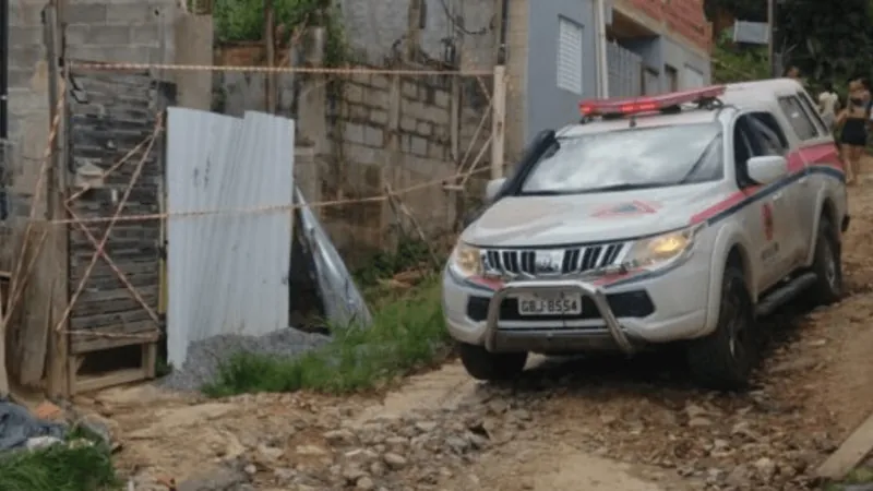 Forte chuva em Caraguatatuba termina com colapso de casas e desalojados