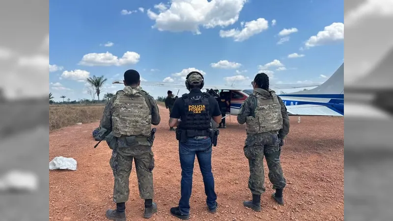 FAB intercepta avião de rota suspeita nas terras Yanomami, em Roraima