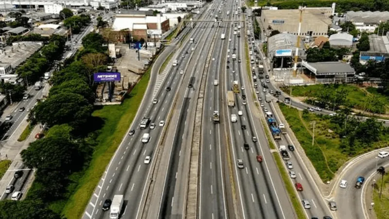 Com volta do Carnaval, quarta-feira movimenta rodovias da RMVALE