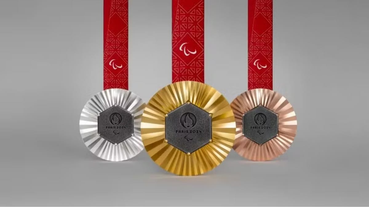 Paris 2024 medalhas da Olimpíada vão conter pedaços da Torre Eiffel