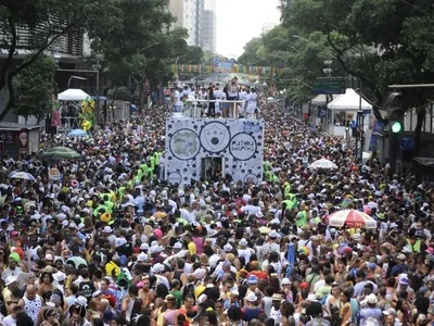 Cuidado com a ressaca: saiba como recuperar as energias após o Carnaval