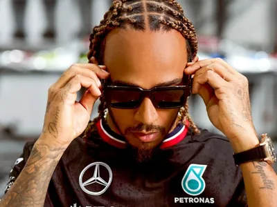 Lewis Hamilton critica fala com "elemento racista" de Presidente da FIA