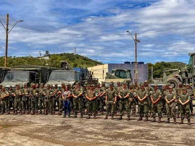 Marinha envia cerca de 100 fuzileiros ao município de Queimados