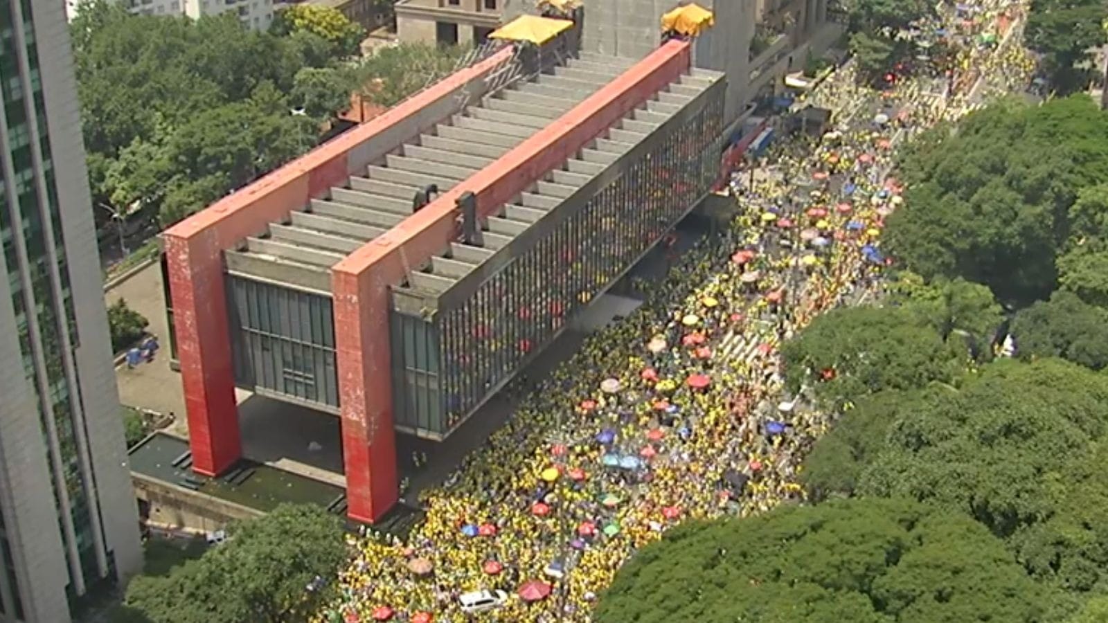Ex-presidente Jair Bolsonaro reúne apoiadores para ato em São Paulo