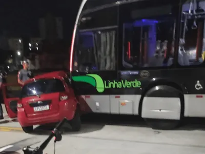 Ônibus da Linha Verde se envolve em acidente em São José dos Campos