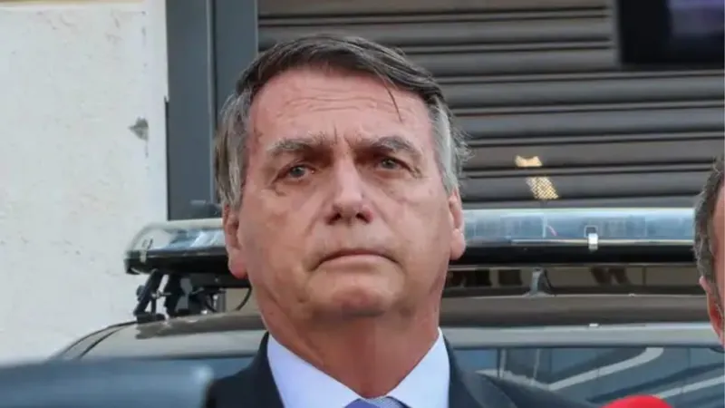 Bolsonaro fala em acusações absurdas e diz não ter medo de julgamento