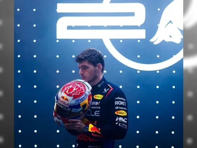 Max Verstappen larga na pole no Grande Prêmio do Bahrein