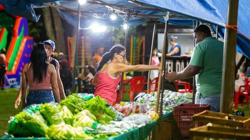 Feira da Lua no Itamaraty acontece todas às quartas-feiras em Ourinhos