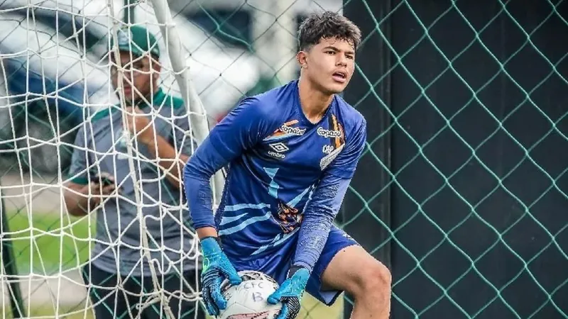 Por onde anda o filho de Eliza Samudio, que assinou contrato com o Athletico