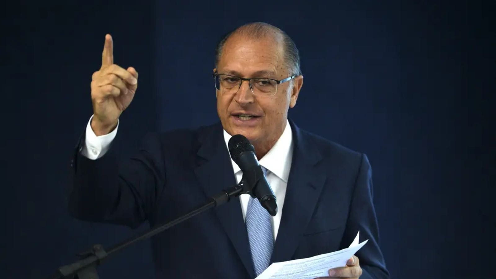 Alckmin confirma que governo vai permitir importação de produtos para o RS