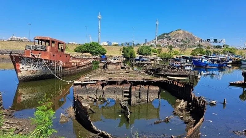 MPF determina prazo para mapeamento de navios abandonados na Baía de Guanabara