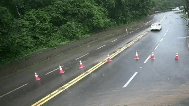 Pelo menos cinco rodovias do Vale têm interdições devido às fortes chuvas