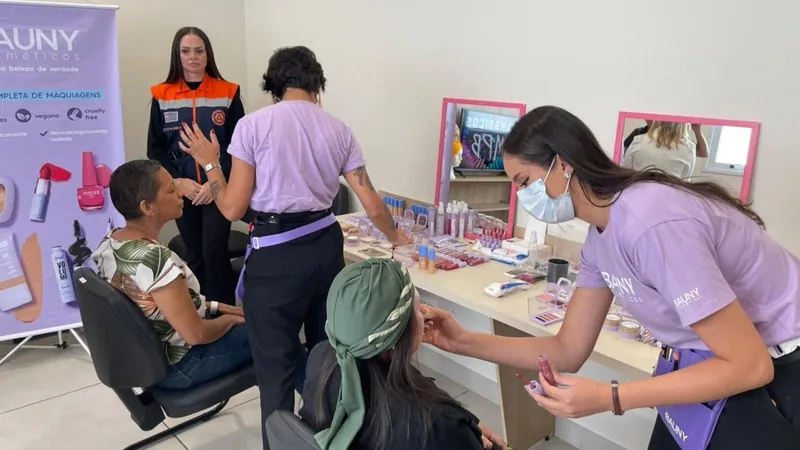 Defesa Civil de SP promove o Dia da Beleza para pacientes do Hospital da Mulher