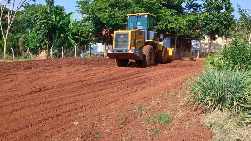 Manutenção é realizada em hortas municipais e entreposto Ceasinha