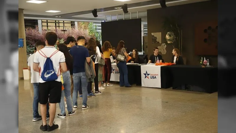 Feira EducationUSA Brasil 2024 começa em abril