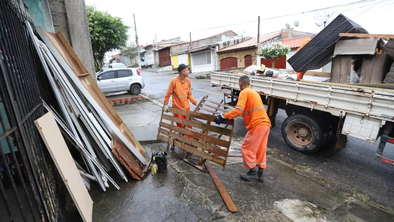 Prefeitura de Jacareí intensifica combate à dengue e promove operação Cata-Treco