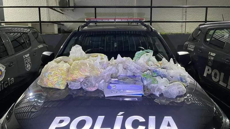 Homem é preso com mais de 10 mil porções de drogas, em São José dos Campos