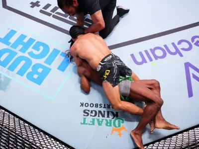 UFC Vegas 88: Jafel Filho finaliza Ode Osbourne com mata-leão no 1º round