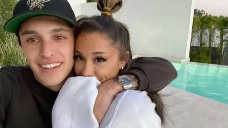 Ariana Grande terá que pagar R$6,2 milhões para ex-marido, diz agência americana