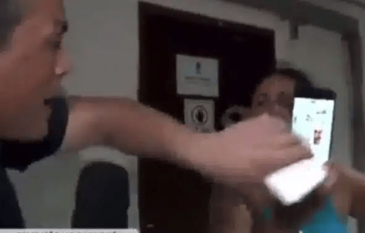 Mulher mostra ao vivo um vídeo íntimo do marido com a amante e assusta  repórter