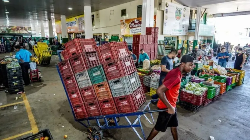 Clima atua na oferta de frutas e hortaliças e influencia alta de preços