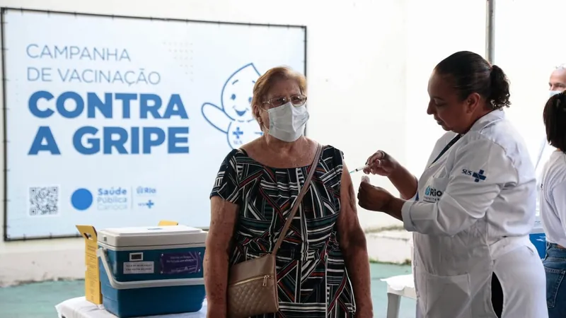 Rio inicia camapanha de vacinação contra gripe; confira grupos prioritários