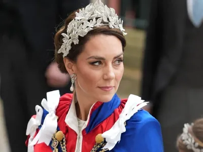 Kate Middleton revela descoberta de câncer e diz ter iniciado quimioterapia