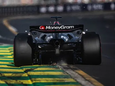 Haas encerra jejum no GP da Austrália e volta a somar pontos com os dois pilotos