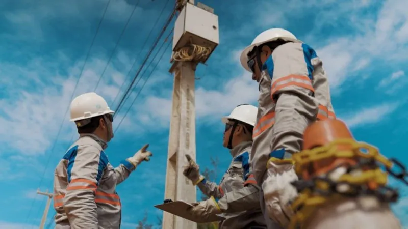 Mais de 60 escolas seguem sem energia após apagão em São Paulo